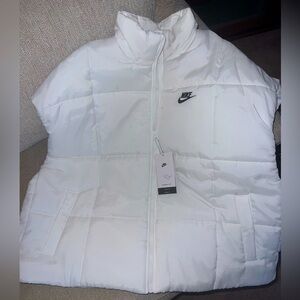 Nike puffer vest XL (fits like 2xl)